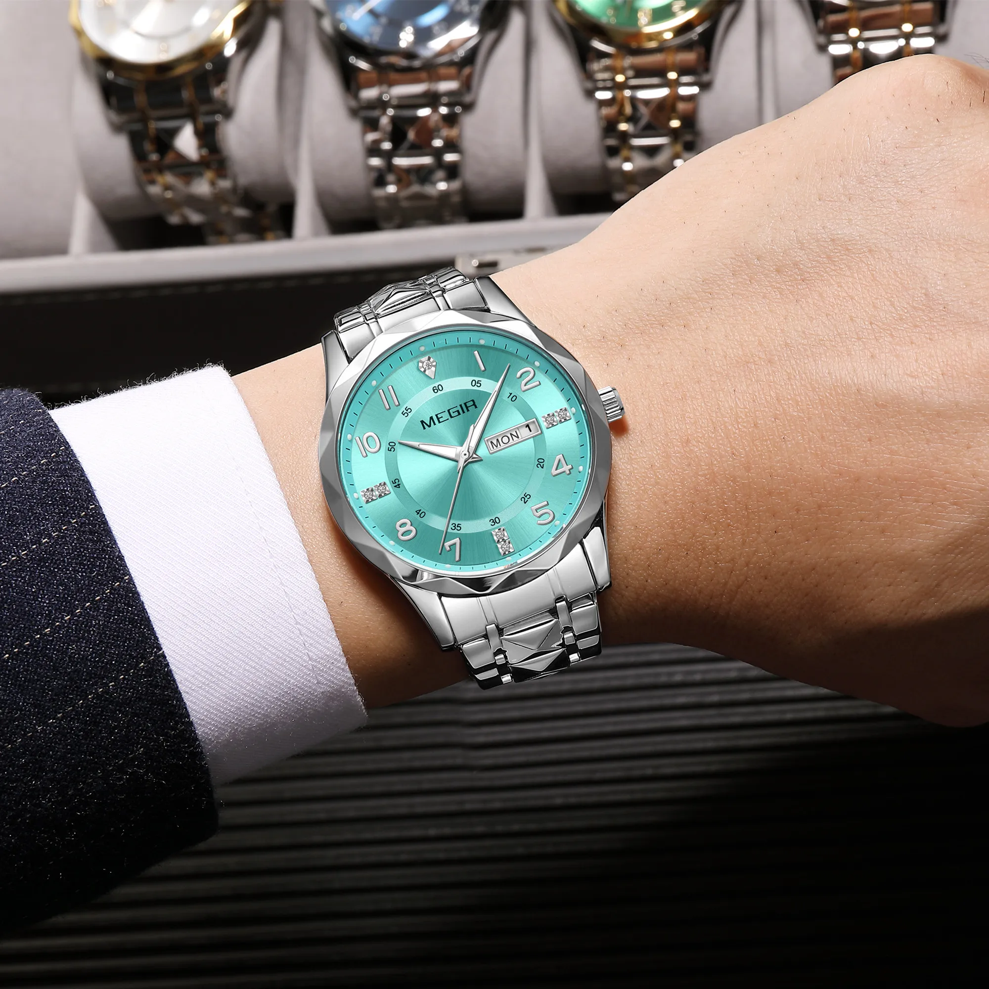 MEGIR Men's Sport Military Watch 3ATM Waterproof Luminous Date Week Fashion Business Quartz Wristwatches Relogio Masculino