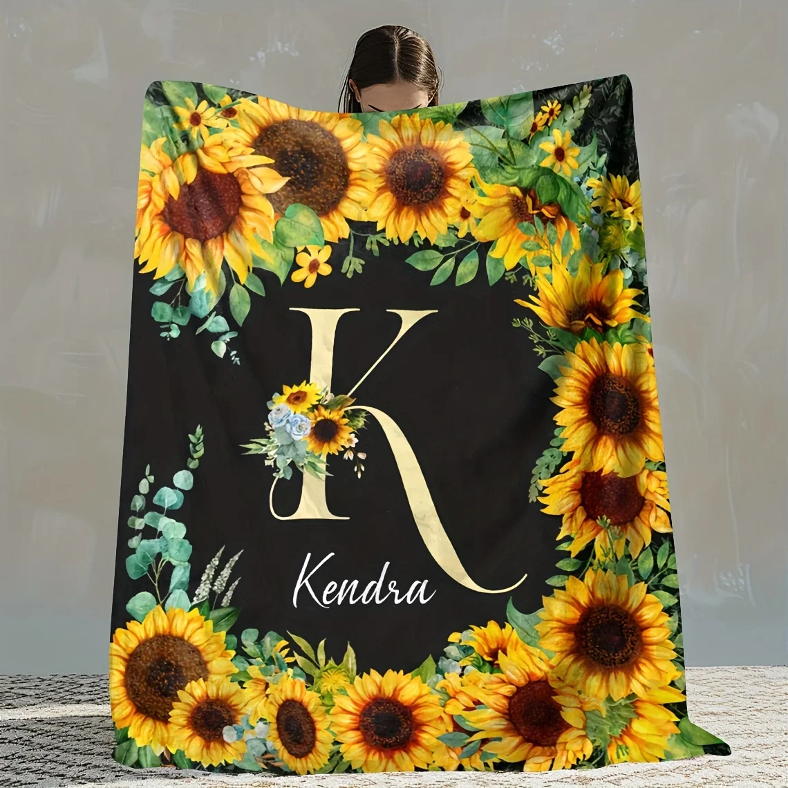 1pc Personalized Sunshine Blanket - Soft, Cozy Flannel Blanket with Custom Name, Vibrant Sunflower Design, and Plush Texture