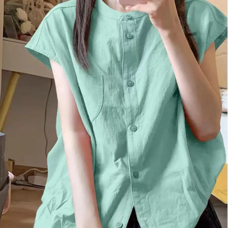 

Japanese Style Retro Green Short Sleeved Shirt Summer New Fashion Design Sense Niche Simple Loose Fitting Women's Round Neck Top