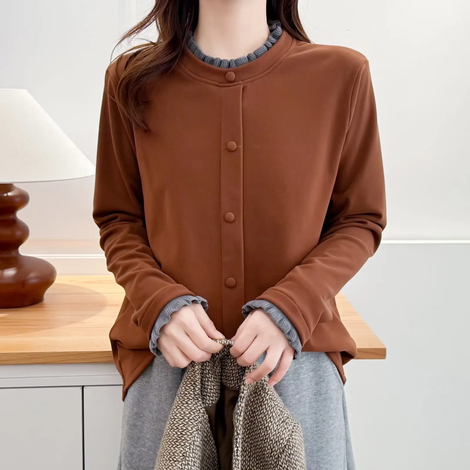 XXXXL موضة حجم كبير تي شيرت المرأة الخريف الشتاء دي المخملية كتلة دافئة اللون تكدرت طوق كم طويل قاعدة القمم 984 #1