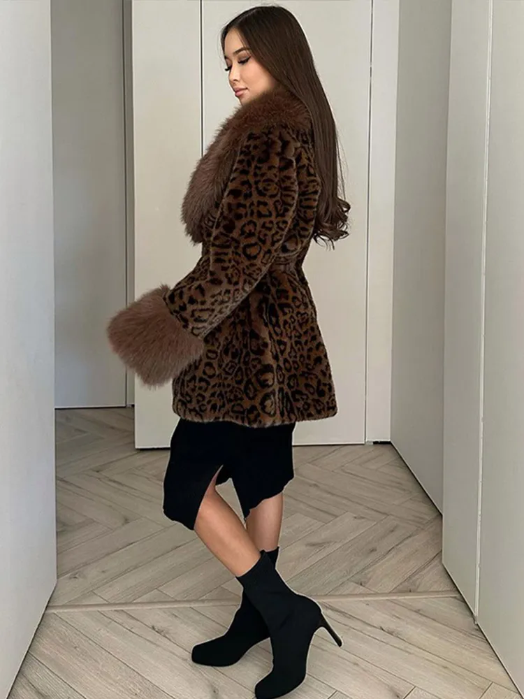 Abrigo de piel sintética con cordones y solapa de leopardo para mujer, moda de felpa con cuello en V, chaquetas holgadas y cálidas de manga larga para ir al trabajo en la calle, prendas de vestir para invierno