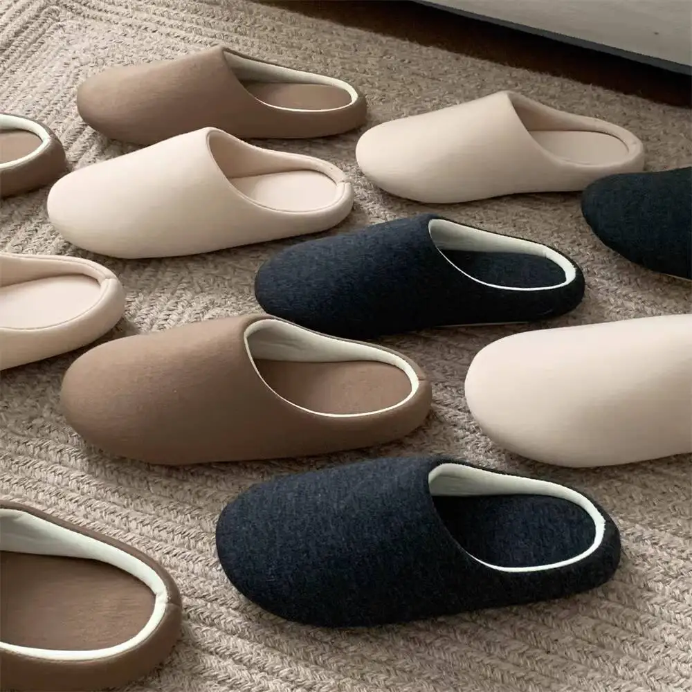 

2026 New Simple Japanese Style Silent Soft Sole Floor Slippers for Women Men Couples All-Season Cotton Home Slippers Maternity