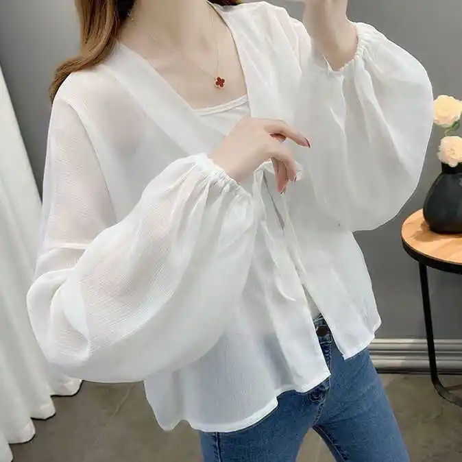 เสื้อคลุมชีฟองกันแดดสำหรับฤดูร้อน หรือเสื้อคลุมบางเบาแบบมีแอร์ ใช้ได้หลากหลาย สไตล์แฟรี่ คลุมไหล่สำหรับชุดเดรส