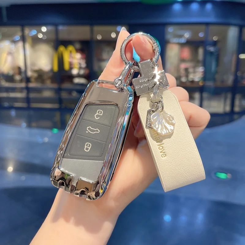 

Suitable for the 19-23 model year Volkswagen Passat B8, new Passat CC, Weiran Weilan car key protection case, buckle