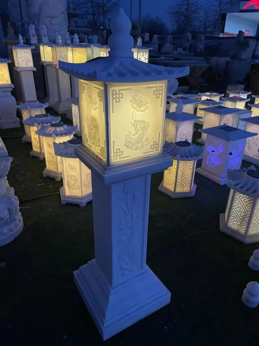 Handmade Traditional Outdoor Lantern Durable Gray Multicolored Japanese Stone Pagoda Eco-Friendly Courtyard Granite LED Garden