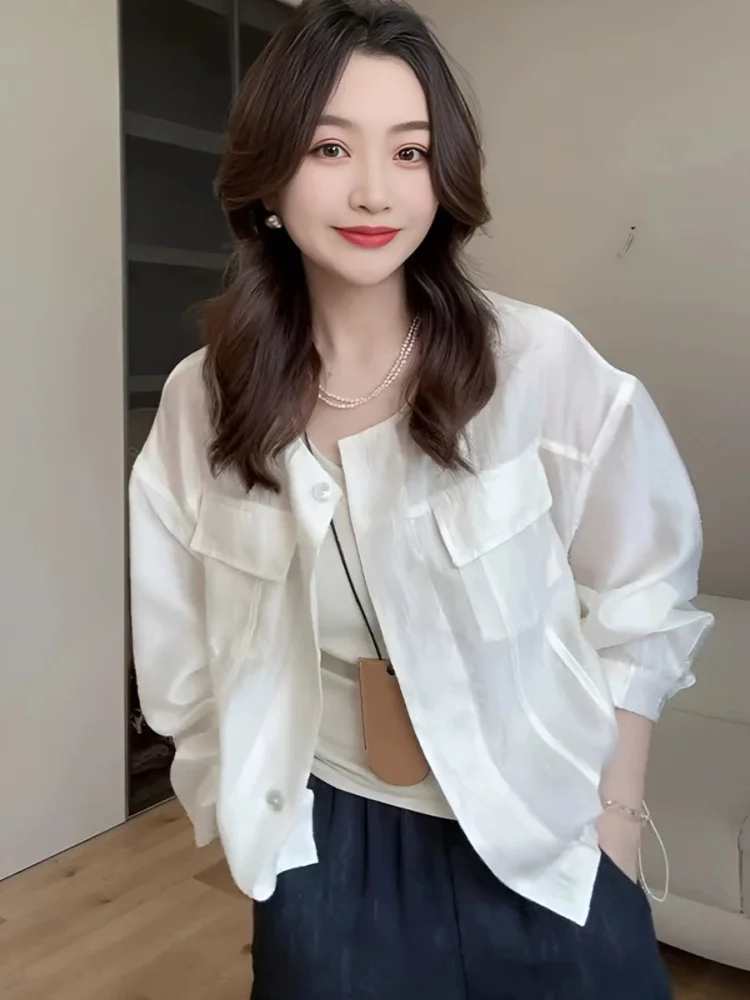 White Sun Protection Shirt Women's Lightweight Short Style French Style Loose Fit round Neck Button up Outdoor Daily Wear
