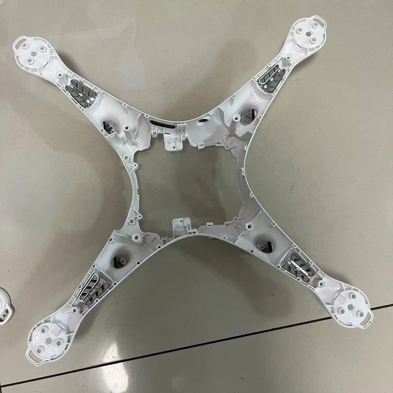 Original New For DJI Phantom 4 Pro / V2.0 RTK Repair Part - Middle / Lower / Bottom Shell
