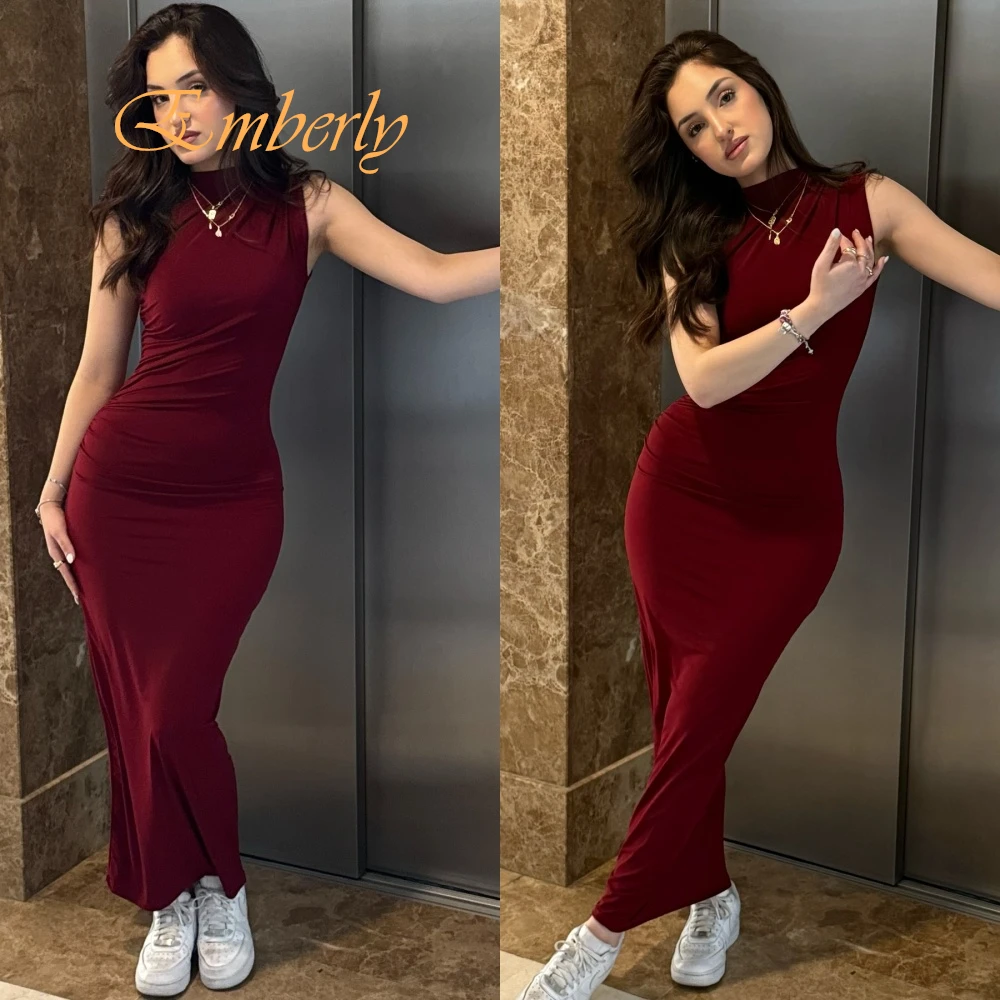 Maßgeschneidertes exquisites ärmelloses Abendkleid mit hohem Kragen, moderne burgunderrote Ballkleider, hochwertige Jersey-Partykleider für Damen