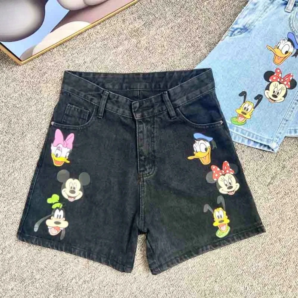 กางเกงยีนส์ขาสั้นทรงสกินนี่ลายการ์ตูนมิกกี้เมาส์ ดีไซน์เก๋ ลดอายุ แฟชั่นใหม่สำหรับผู้หญิง ฤดูร้อน ปี 2025 จากดิสนีย์