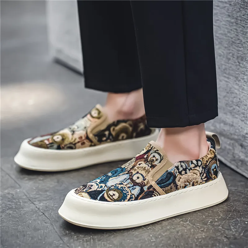 Autumn Men Casual Sneakers Flat Loafers Sports Shoes Personalized Bear Print Running Tennis Shoes Slip-on Outdoor Shoes For Male