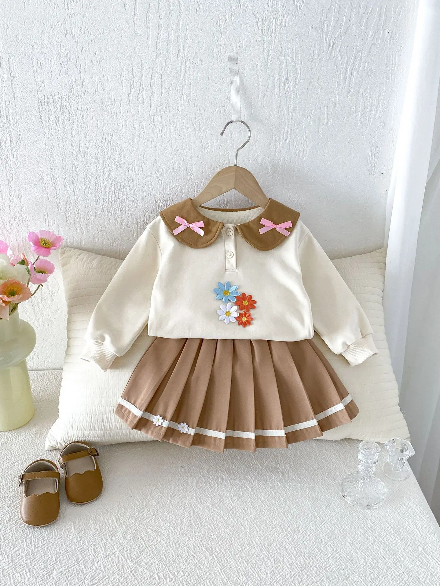 Autumn Preppy Style Baby Girl Outfit Set 6M-4Y Kids Bow Floral Patch Top+Pleated Skirt 2Pcs Clothes Sweet Children Suit
