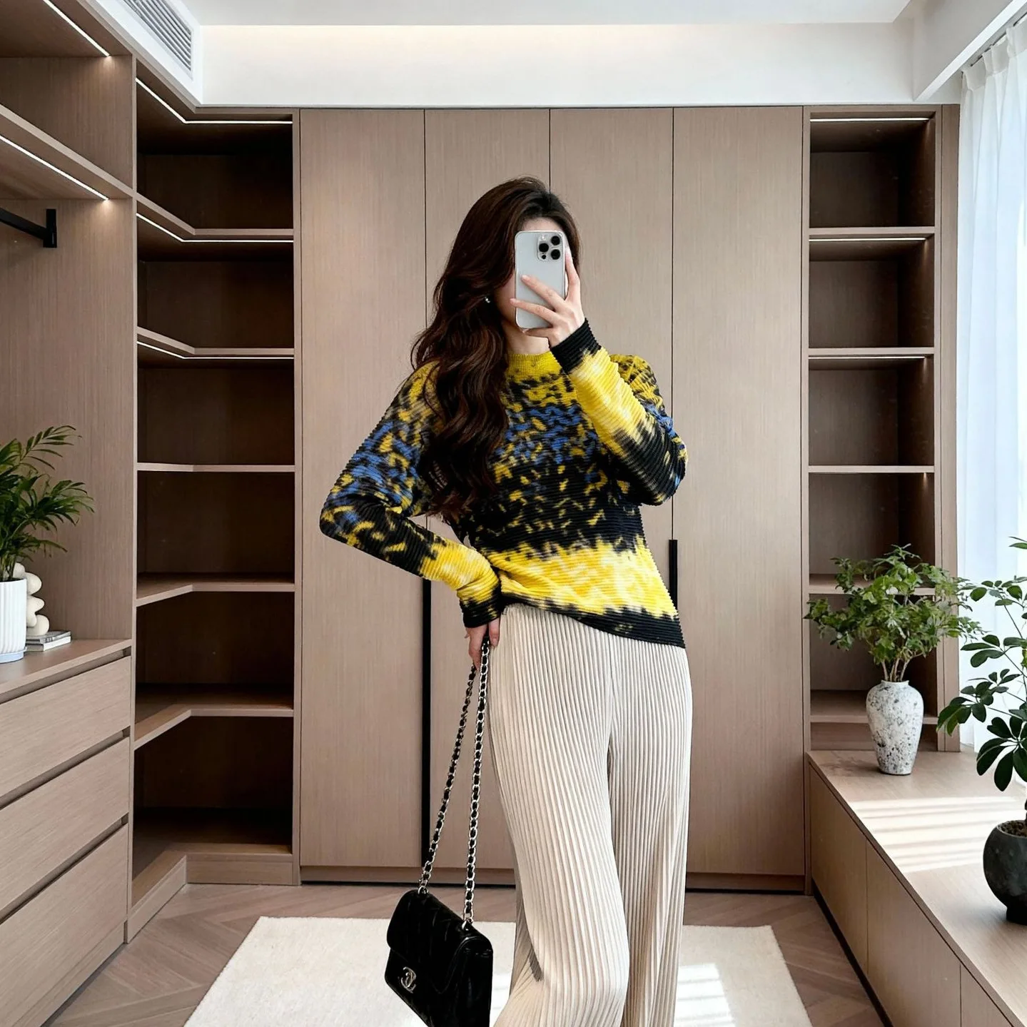 

Miyake Women Printed Base Shirt with O Neck Long Sleeved Geometric Pattern Design Loose Oversized Elastic Casual and Female Top