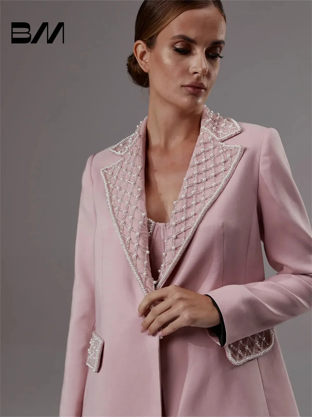 

Elegant V-neck Women Pant Suits Spring Summer Office Suit Glamorous Beaded Business Suits Wedding Tuxedo Blazer Customized