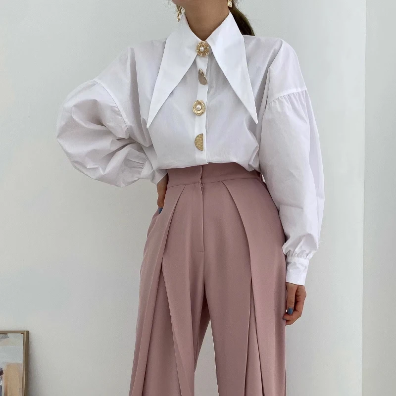 Koreanische schicke spitze Hals einzelne Perle Knopf weißes Hemd Dame Mode lose Puff Langarm Bluse lässig solide Tops für Frauen
