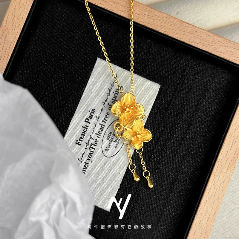 

Wholesale of real gold 999 design sense three-dimensional hydrangea flower set chain and flower collarbone chain