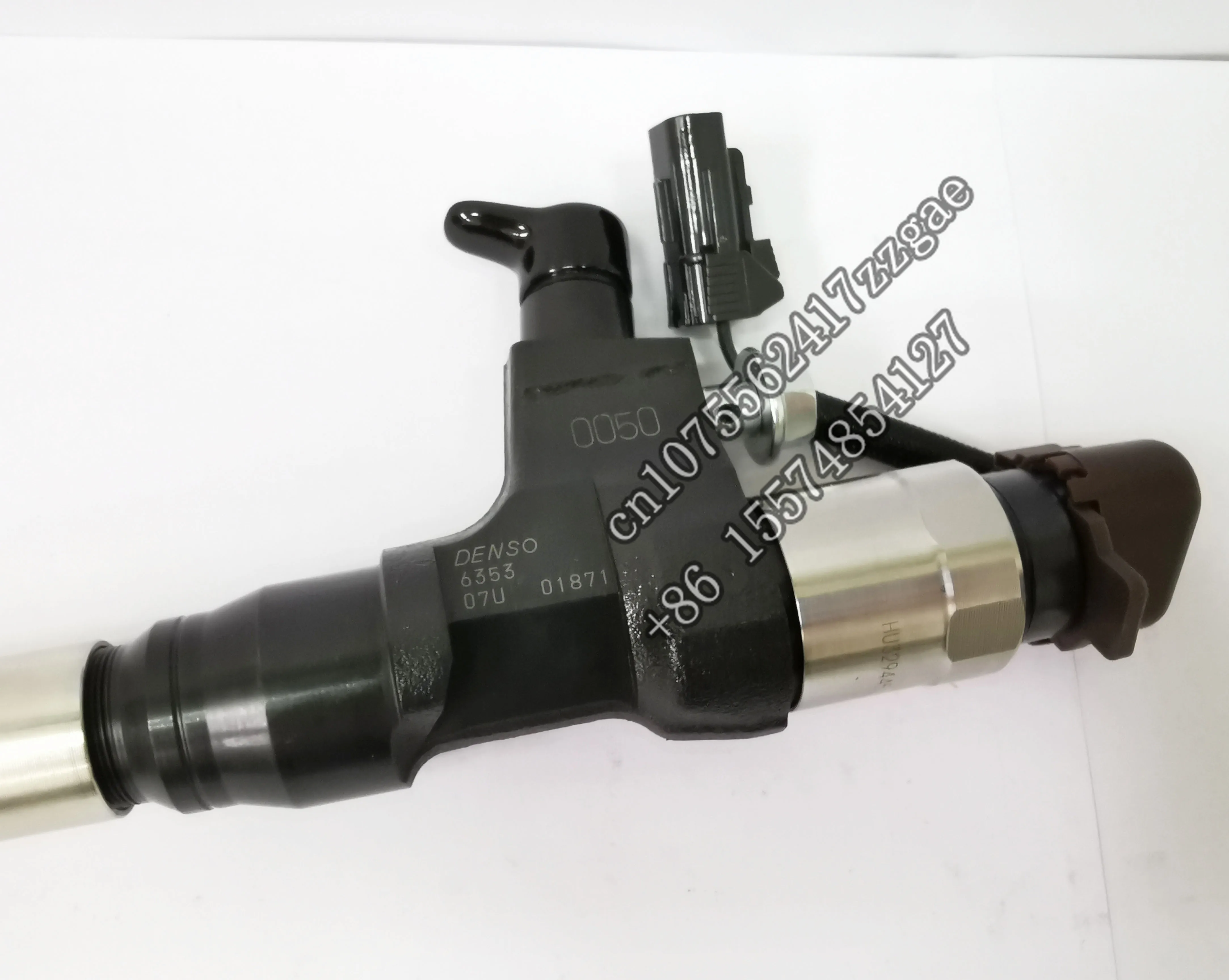 Construction Machinery Parts Common Rail Fuel Injector Denso For ISUZU Hino Engine Parts