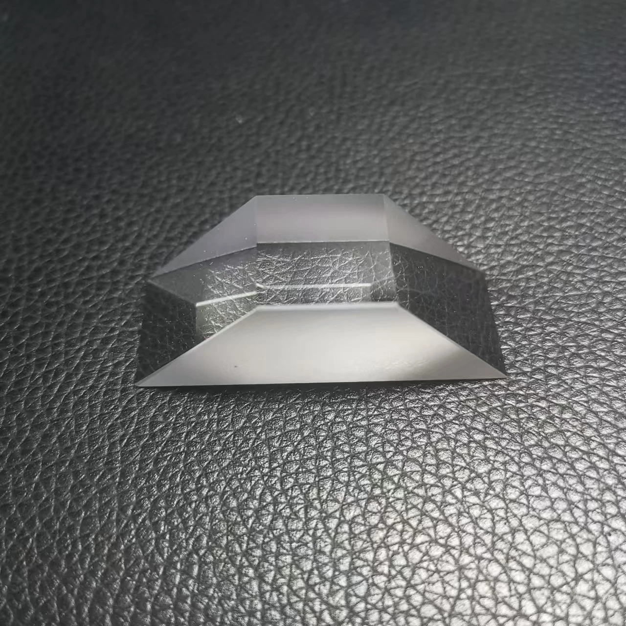 Doway-prisma de Luz de Três Vias Personalizado Prisma Trapezoidal Resistência Ácida e Alcalina de Alta Precisão Material k9