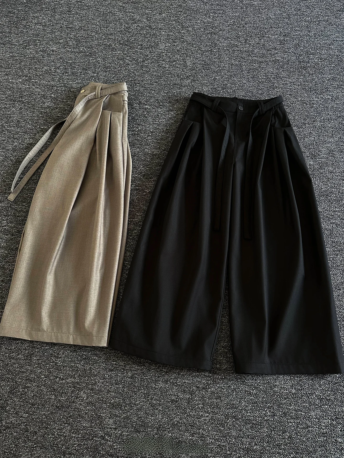 

Rise Brand Men's Casual Wide Leg Pants with Suspenders Loose Fit Slimming Drapey Style Spring Season High Waist Loose Fit