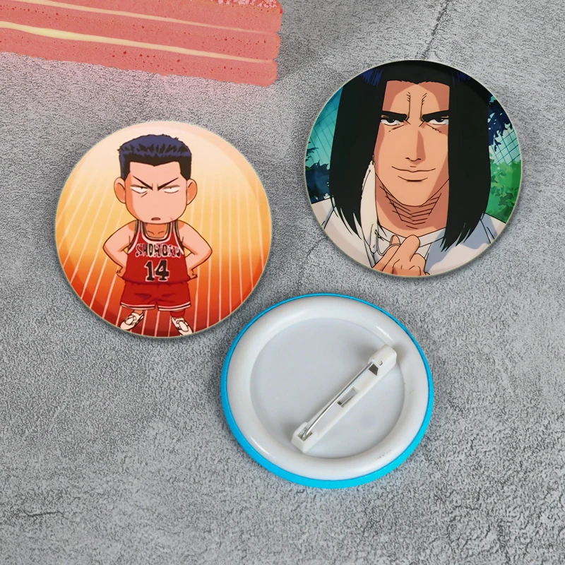 Anime Figures Hanamichi Sakuragi/Hisashi Mitsui/Ryouta Miyagi/Kaede Rukawa Brooch Badge Button Pins for Clothes Decoration Gifts