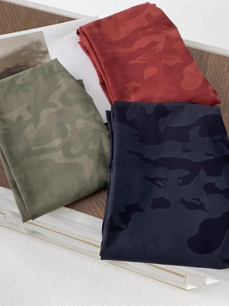 الخريف الشتاء الربيع الصيف التمويه تابوت Fitn اليوغا السراويل النسائية رقيقة قاعدة طبقة الرياضة بوت السراويل الطويلة