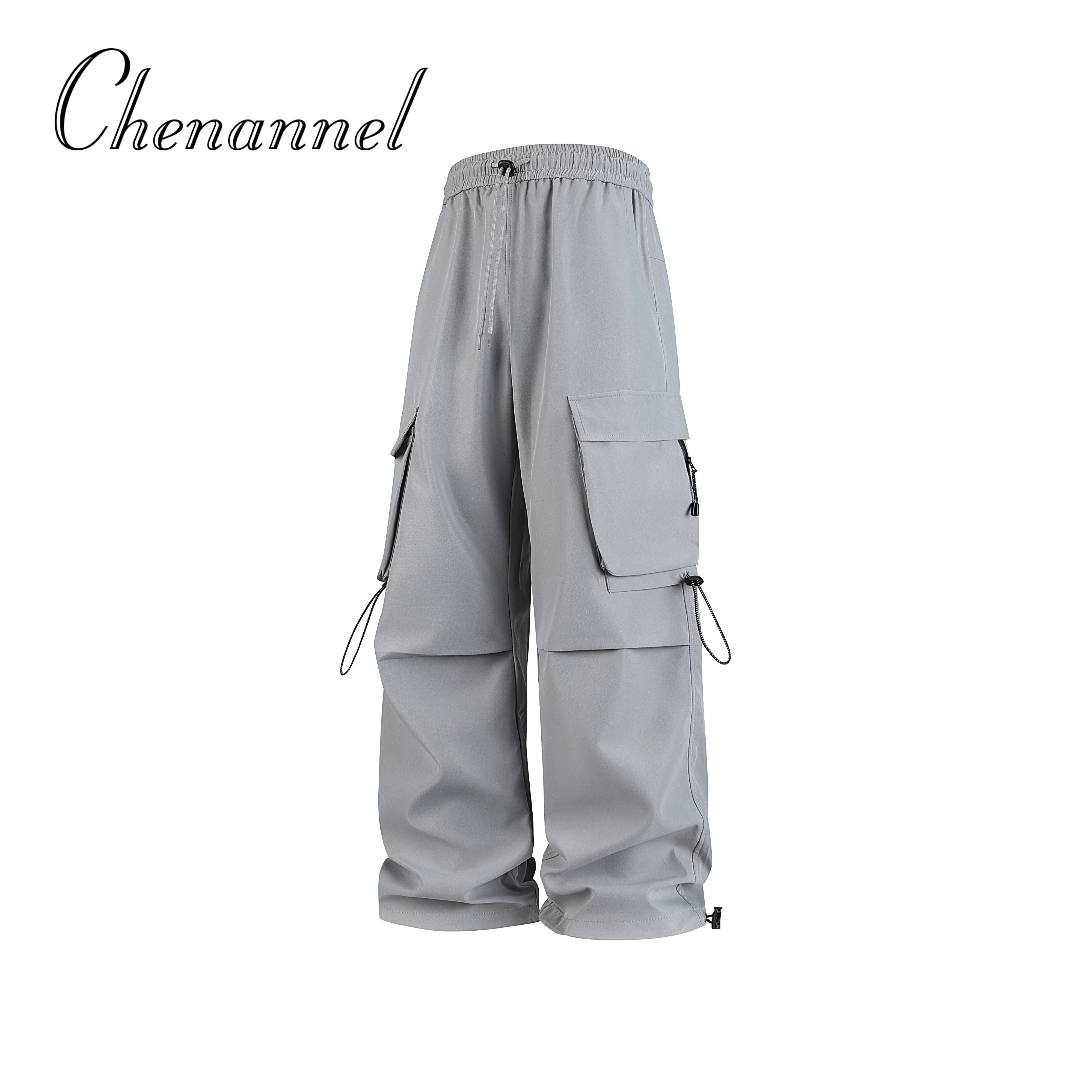 

Trendy and casual workwear pants for men in autumn, high street style and cool straight-leg pants, versatile wide leg pants