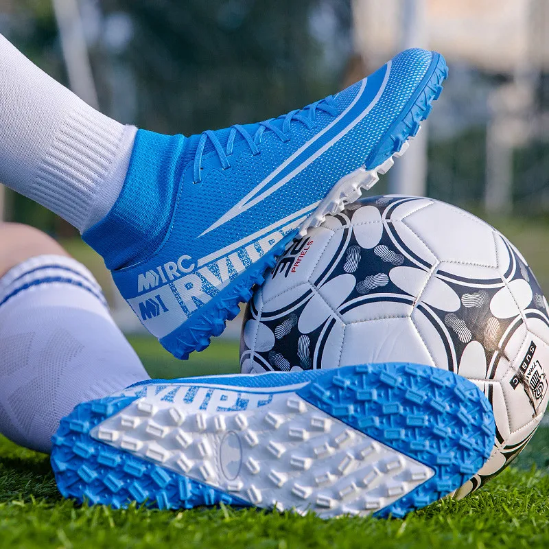 Marca Botas De Futebol Profissional para Homens Mulheres Moda Amarela Turf Shoes Futebol Homens Respirável Futsal Sneakers Botas De Futbol