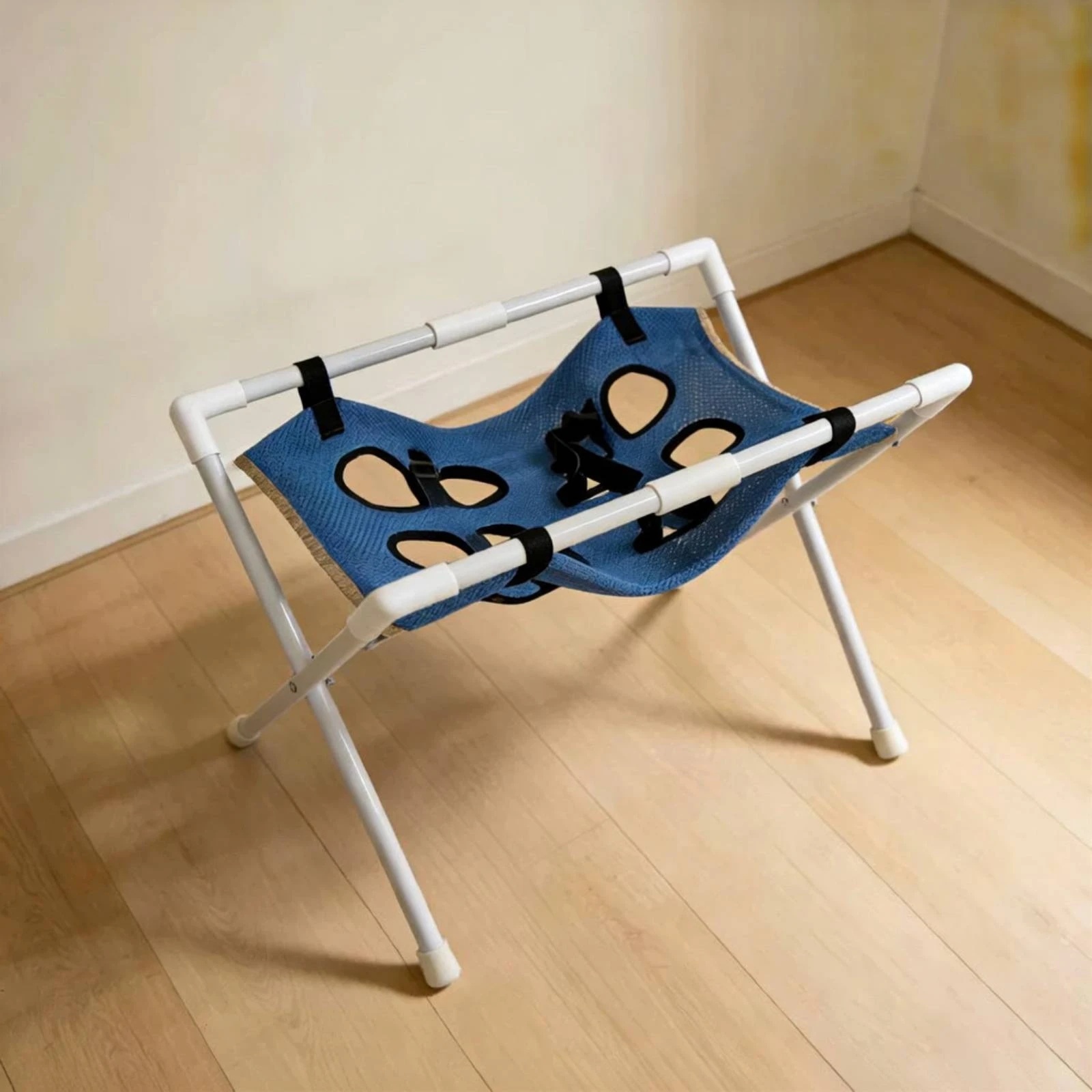 Pet Grooming Sling Leg Cutouts Pet Grooming Rack Nail Trimming Sling Easy to Use Pet Care Aid Quick Drying