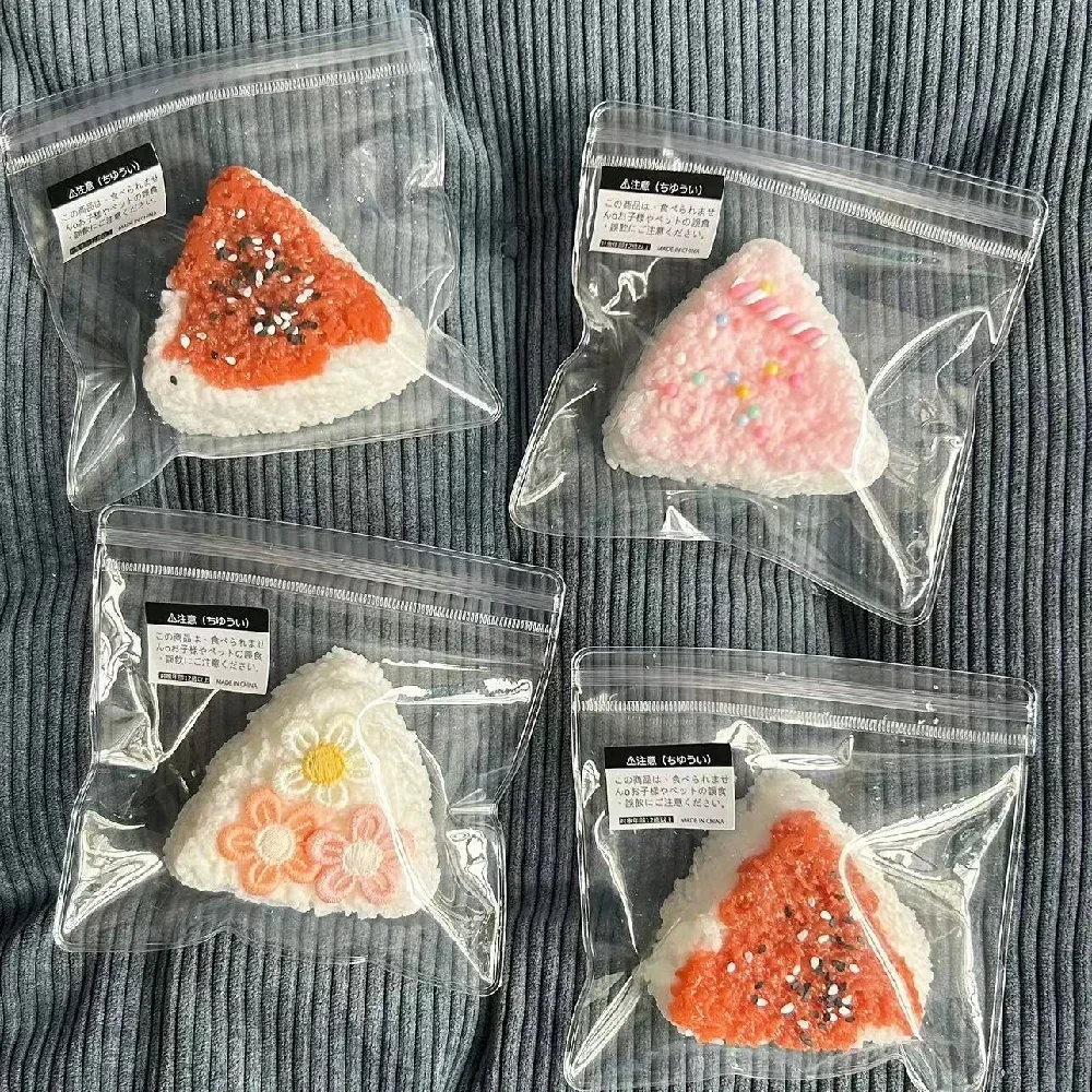 

Flowers Sesame Triangle Rice Balls Sushi Squeezing Pinching Fingertip Toys Imitation Food Adult Stress Relief Kids Squishy Toys