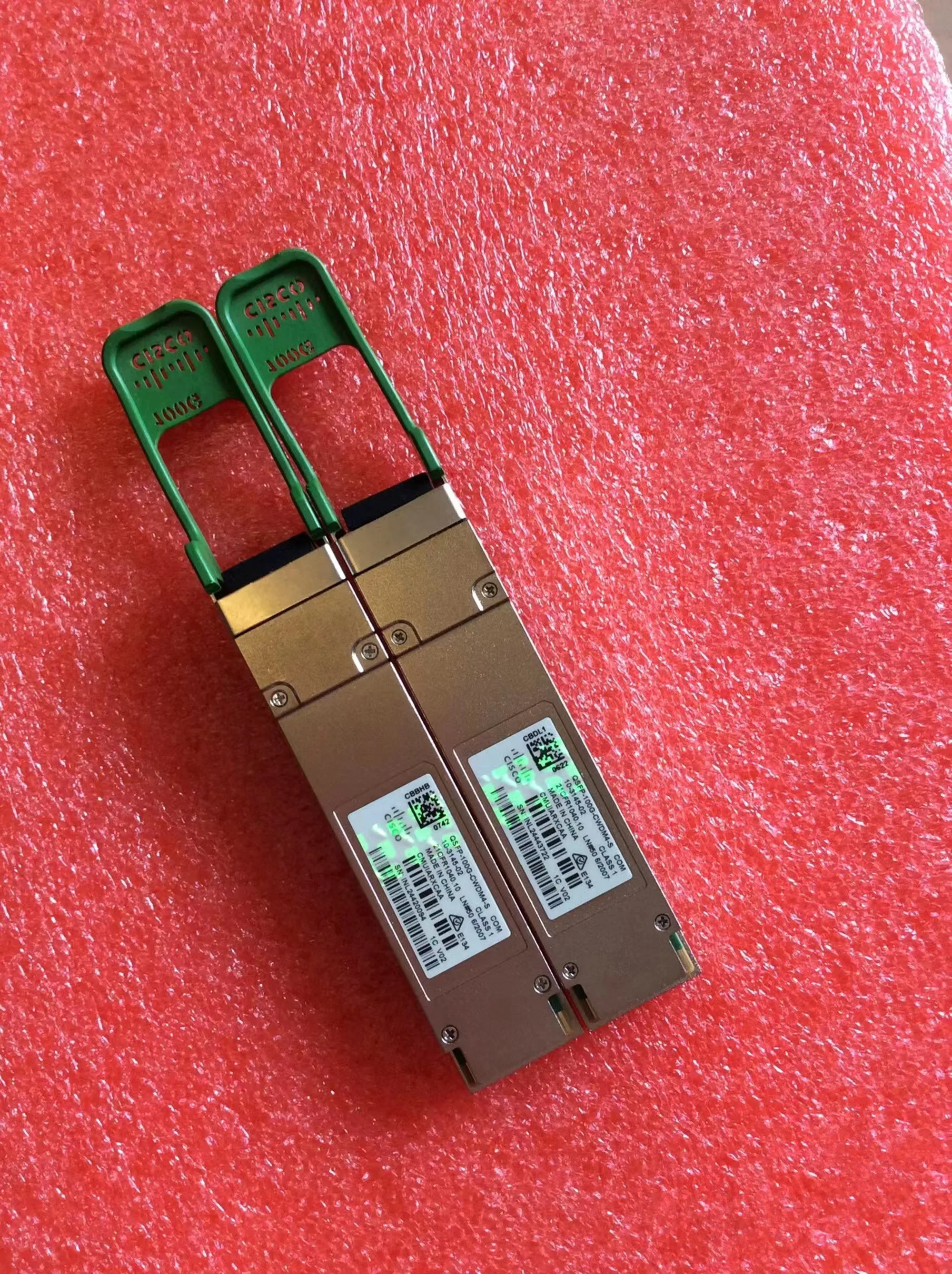 

100G 2KM QSFP Optical Transceiver Module CI-SCO QSFP-100G-CWDM4-S 100GBASE-CWDM4 QSFP28 1310nm DOM Duplex LC SMF