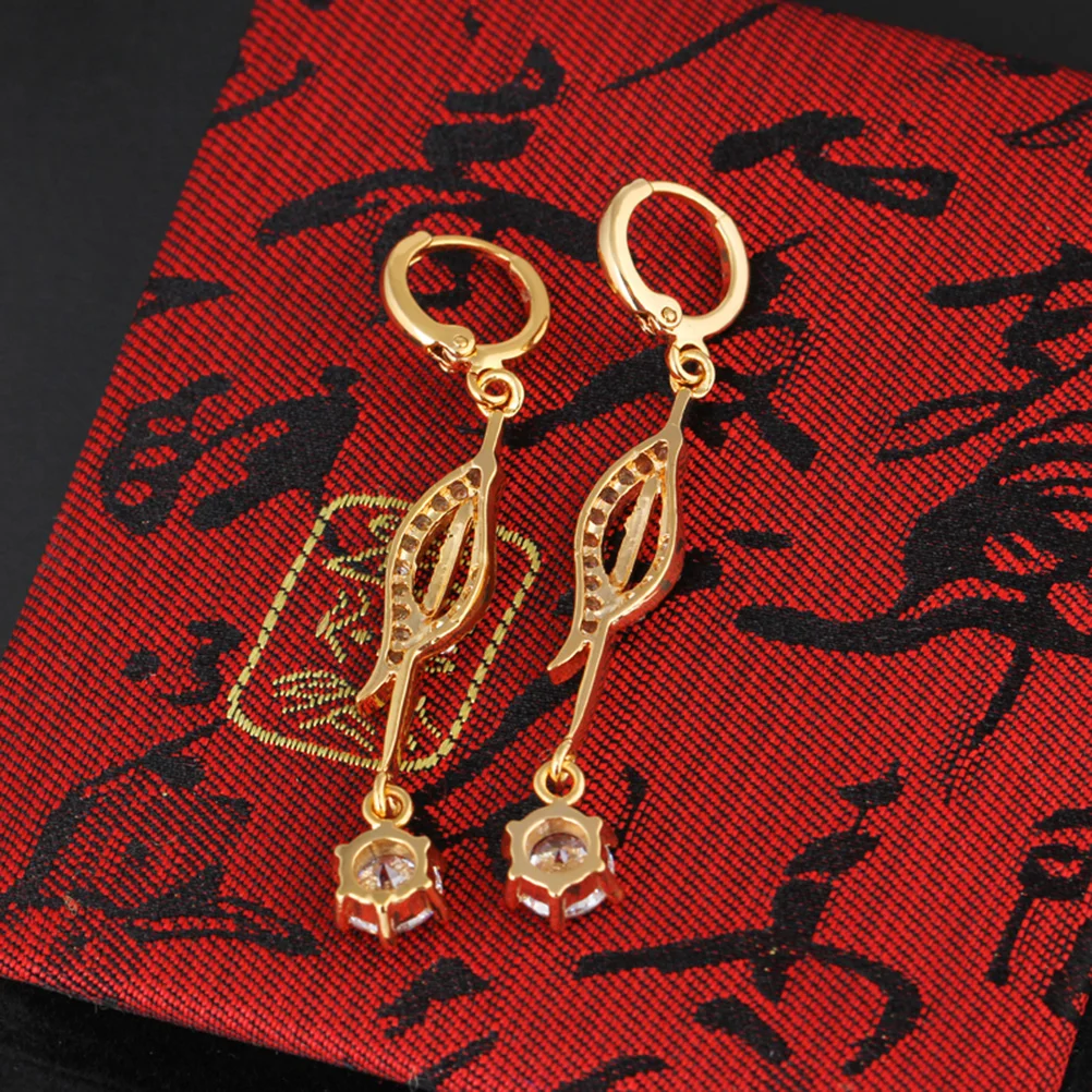 

Zircon Earrings 585 Big for Men Large Women Simple and Stylish Woman Garlands