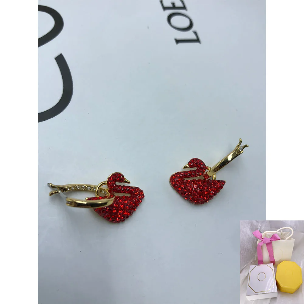 New Fashionable Water Drop shaped Red Swan Earrings Versatile Romantic Holiday Party Gift