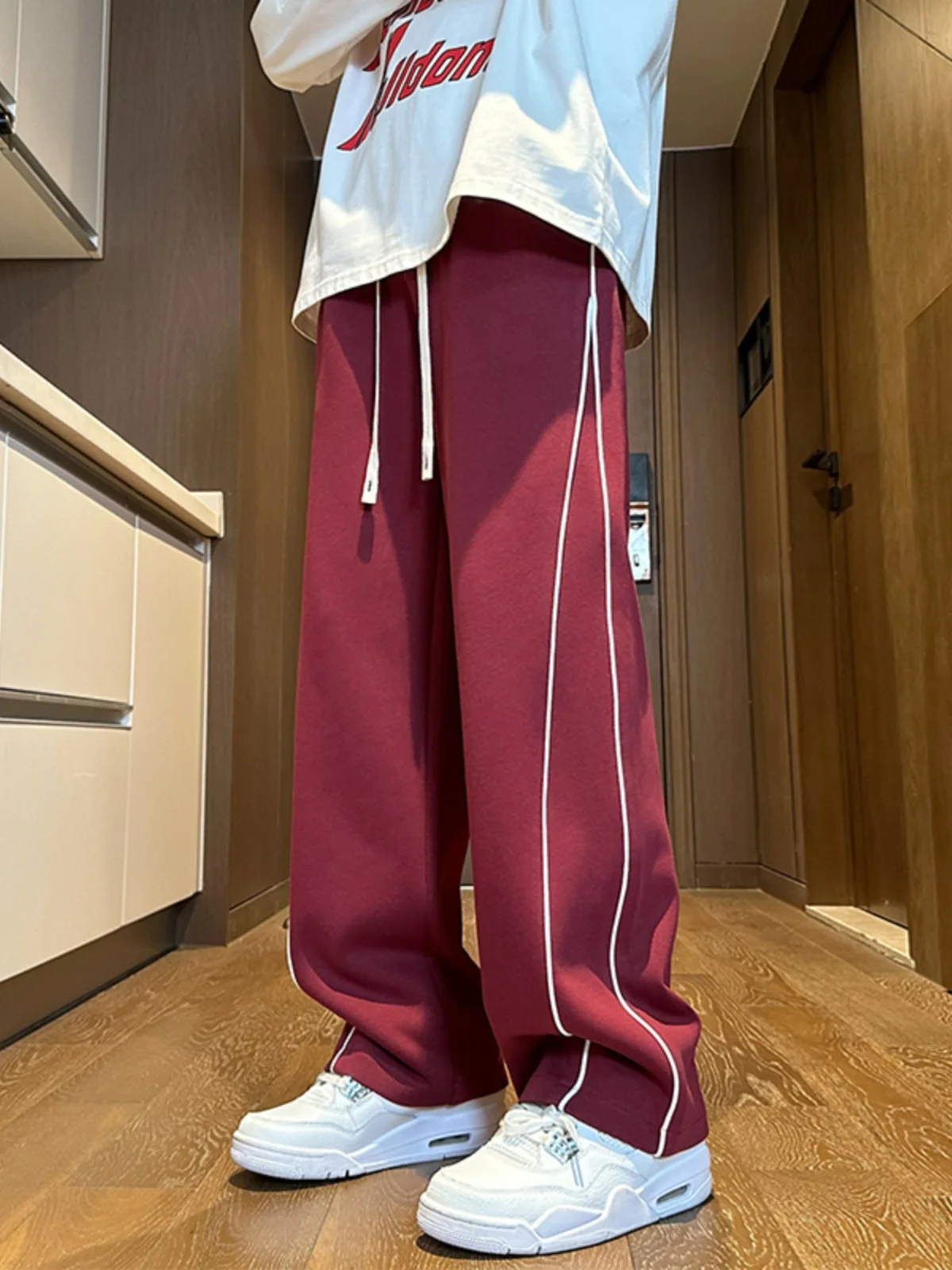 

Мужские повседневные брюки свободного кроя в американском уличном стиле, оверсайз, в полоску, с широкими штанинами, спортивные, длинные, весна-осень, модные