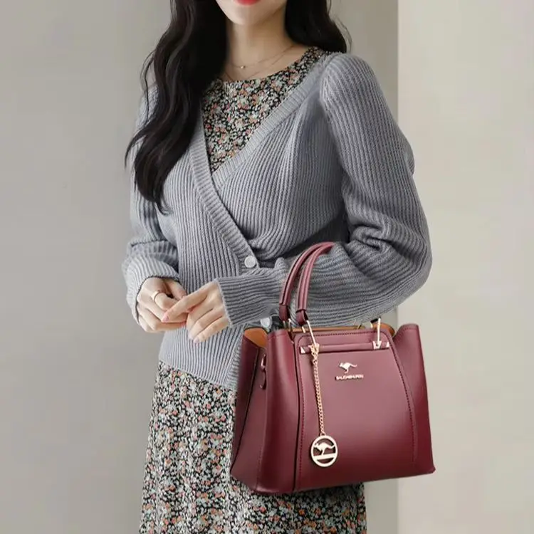 Thumbnail 3 - #13 Discounted Leather Shoulder Bags Worth Buying