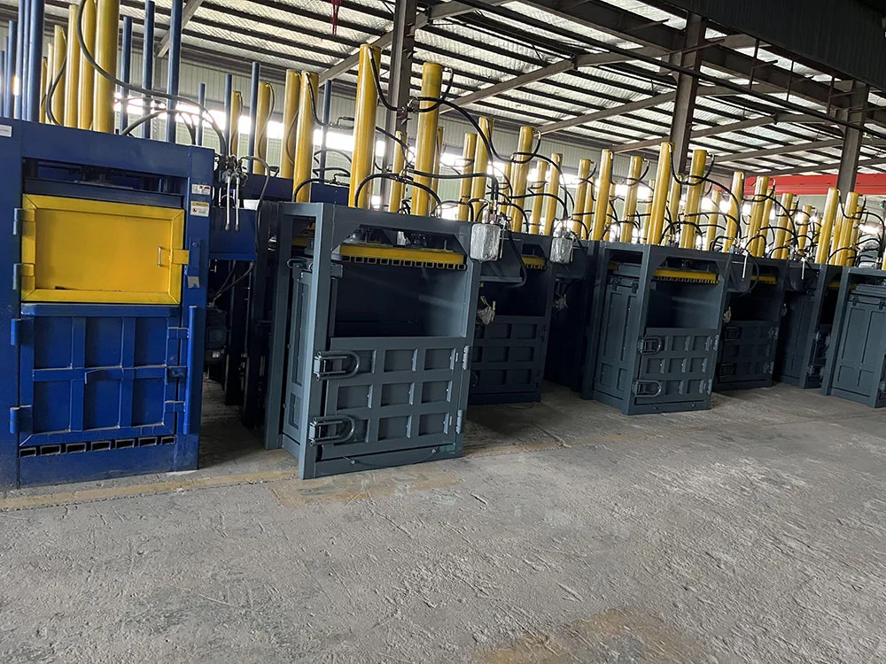 Semi-automatic manual vertical PP woven bag waste baler strapping machine