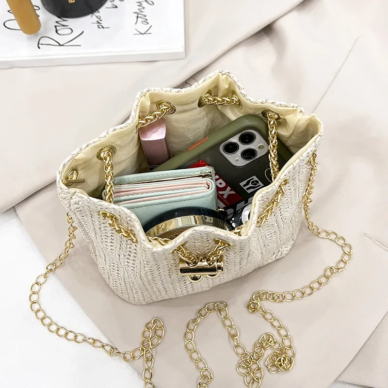 Straw Woven Bag New Small Bucket Bag Women\'s Metal Chain Fashion Beach Handbags Casual Shoulder Crossbody Bags 2023 Beige Purse