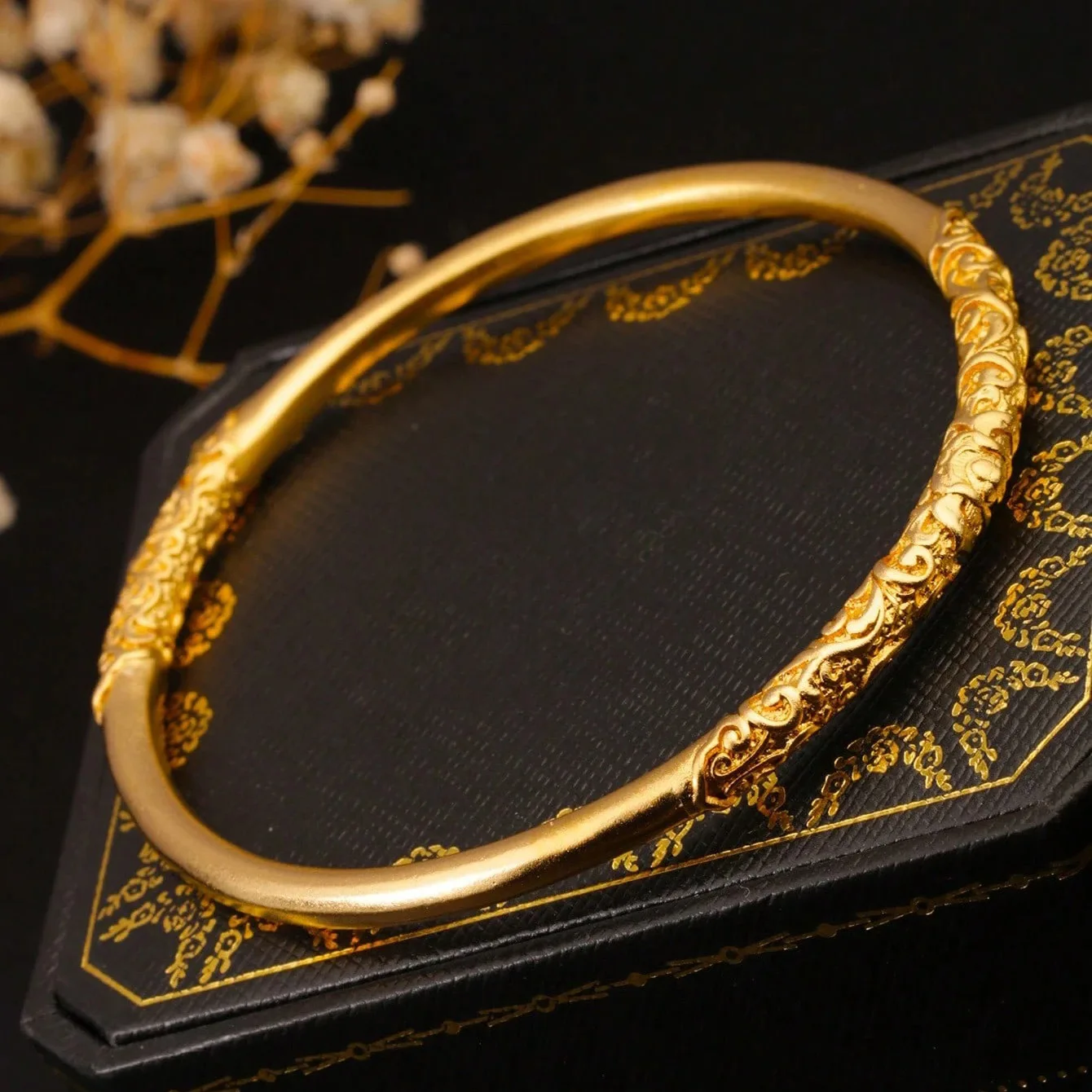 9999 gold inheritance scroll-pattern bracelet for women, purple plum blossom design, closed mouth, matte finish