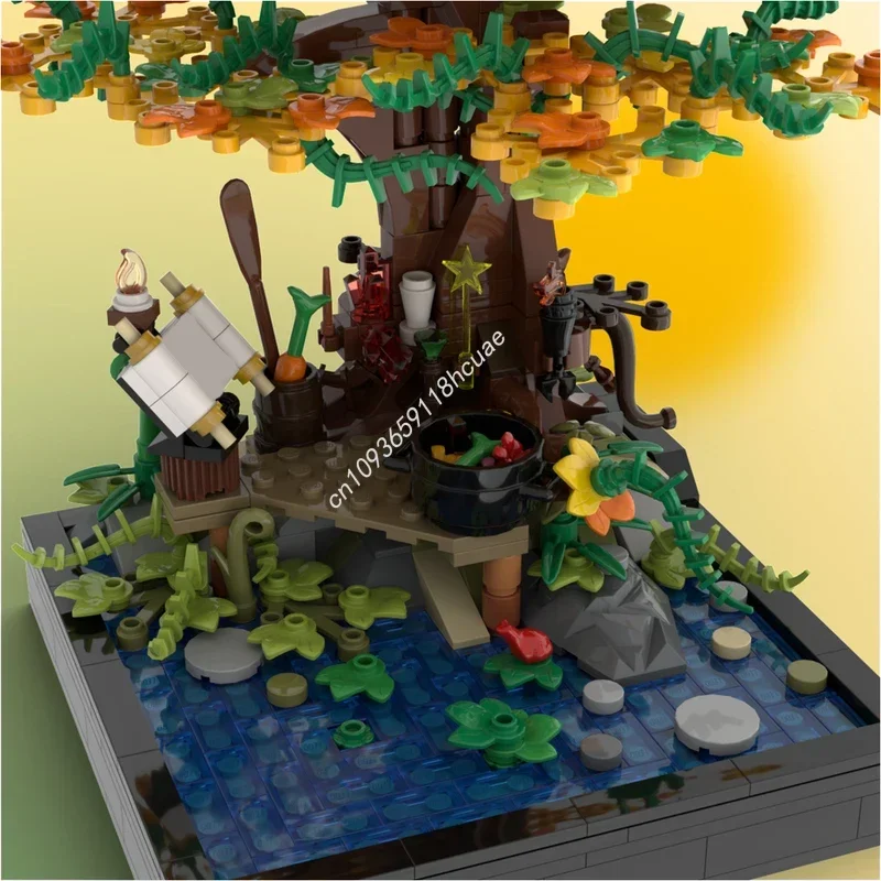 601pcs MOC Majistos Tree Workshop - 6020 Castle Building Blocks Festival Gift Geometric Shape Recognition Aids Assemble Adult