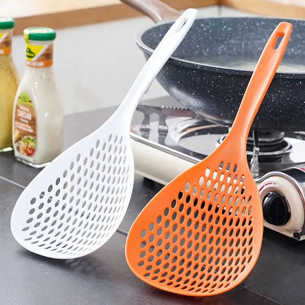 1Pcs Household Kitchen Tool Food Straining Spoon Skimmer Anti-scald Plastic Spoon Large Cooking Spatula Colander Strainer