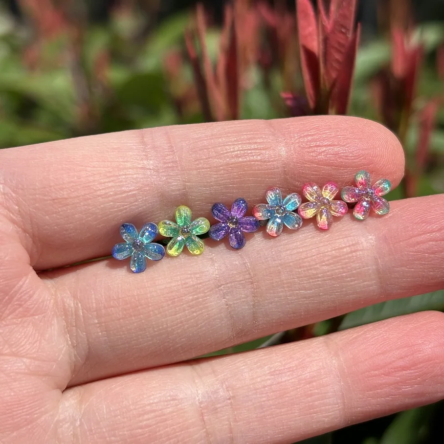 New Stainless Steel 16G Resin Dopamine Flower Internal Thread Labret Lip Tragus Helix Daith Cartilage Piercing Earring Jewelry