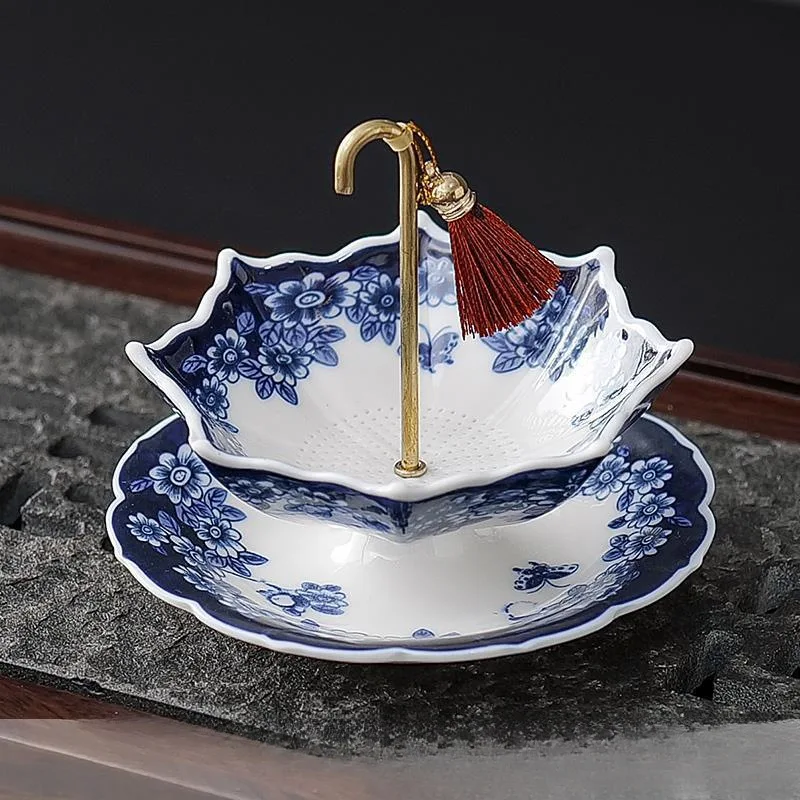 

：Creative Blue and White Umbrella Tea Strainers - Ceramic Filters, Tea Table Decor & Accessories