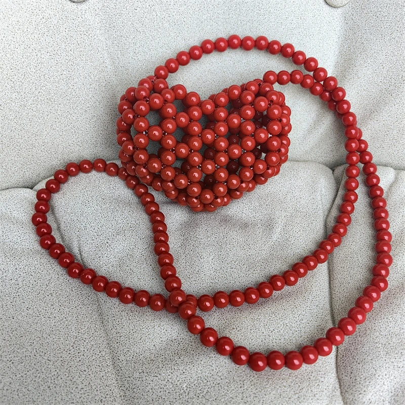 

Meet You Mini Red Acrylic Beaded Crossbody Bag Heart Shape Design Sweet Girl Hand Woven Hollow Out Wedding Party Lipstick Pouch