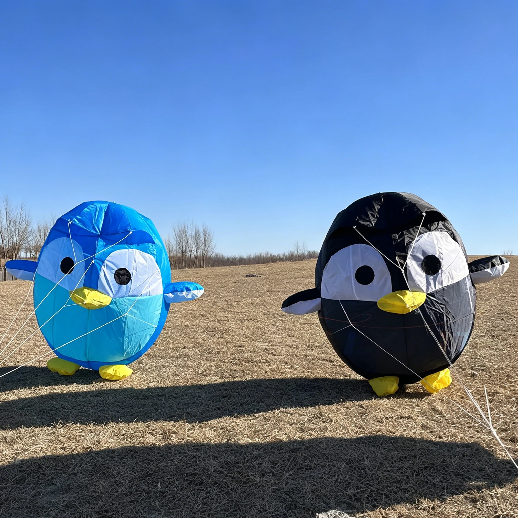 penguin-kite-pendant-inflatable-soft-outdoor-toy-kite-30d-ripstop-nylon-material-with-portable-storage-bag
