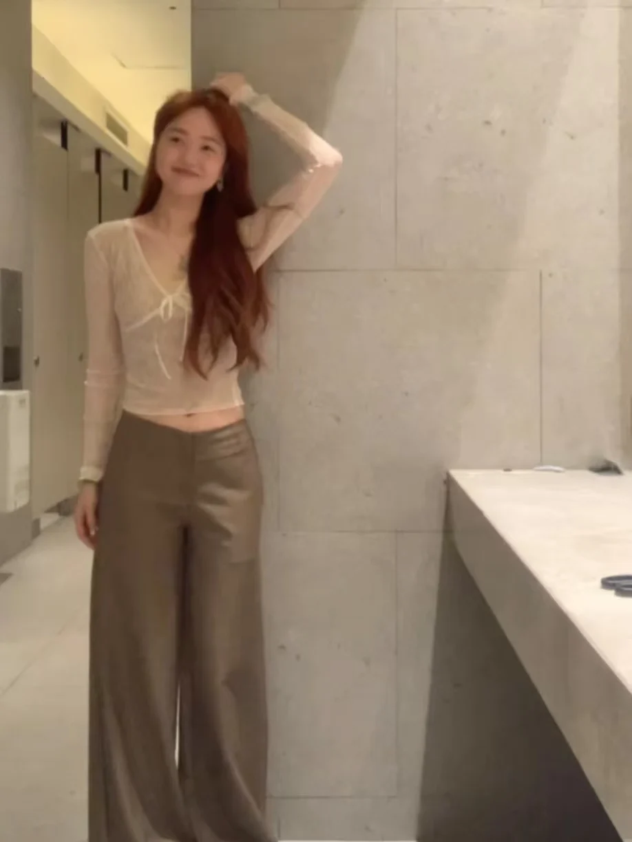 

Korean Sle V-Ne Long Sve Lace Base irt Women's Inner Wear Pure Desire High-End Sensation Ele Small Top