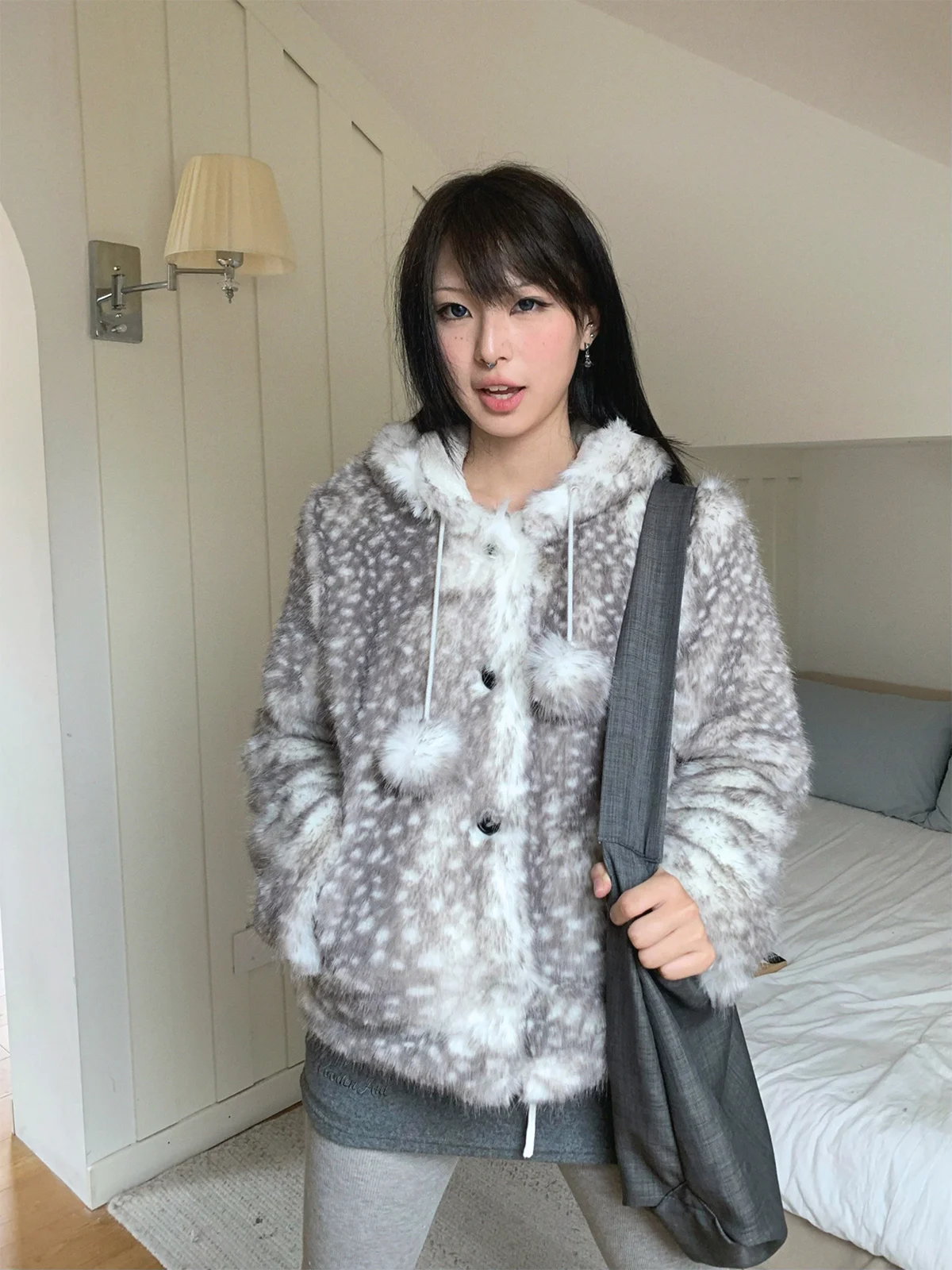 

Warm Brown Spotted Deer Coat WoodenHut Brand Women's ort Outerwear Long Sve Open Cardigan Polyester Material