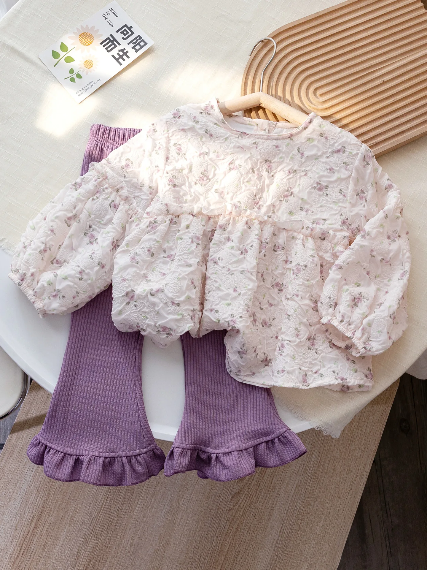 Girls Spring and Fall Full-Sleeved Floral Dress Korean Version of the Fashion Baby Lace Small Skirt Flared Pants 2-Piece Set