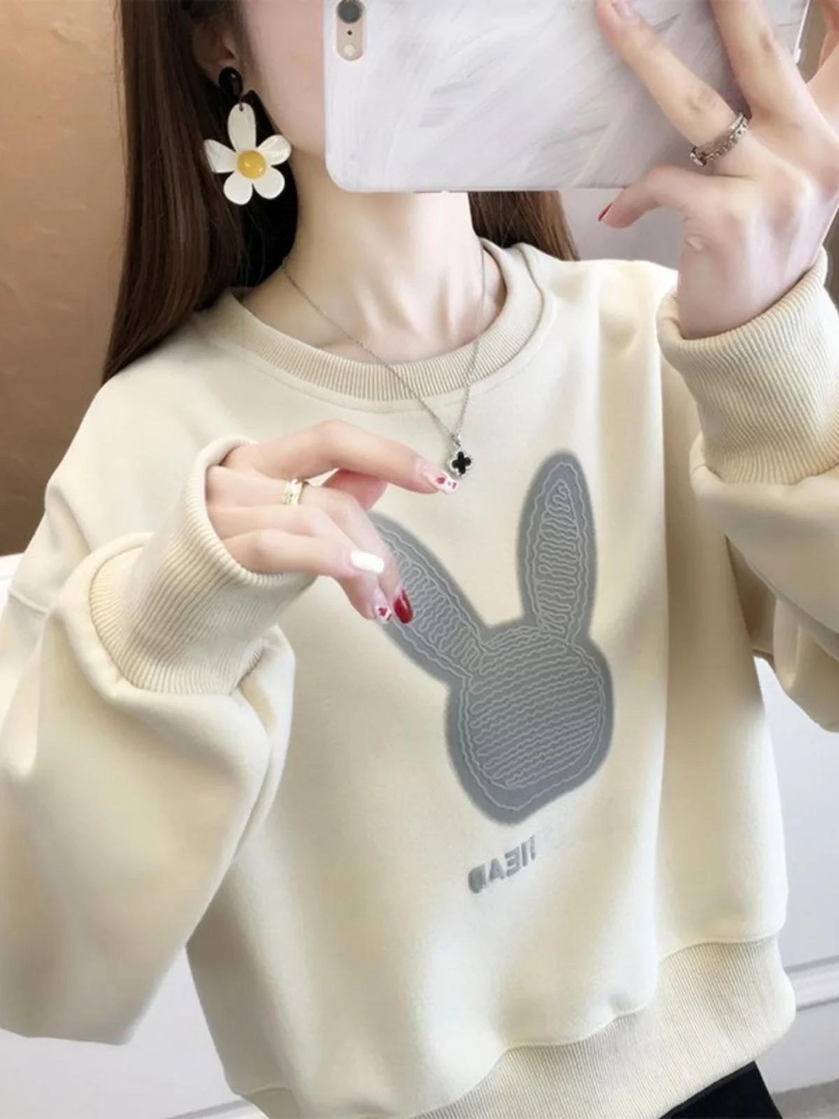 

Свитшот оверсайз на флисовой подкладке с круглым вырезом, свободного кроя, универсальный, в студенческом стиле, женский, с длинными рукавами, с принтом, удобный топ