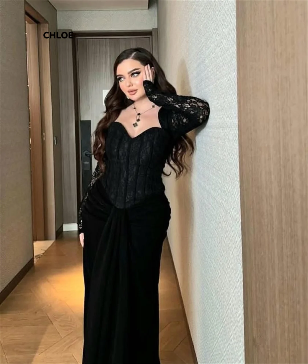 カスタムメイドのエレガントな女性のドレス結婚式のパーティードレス特別な日のためのスクエアリーダーマーメイド長袖ウエディングドレス