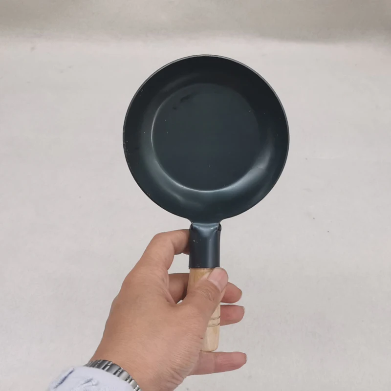 10.5cm Iron Frying Pan with Wood Handle