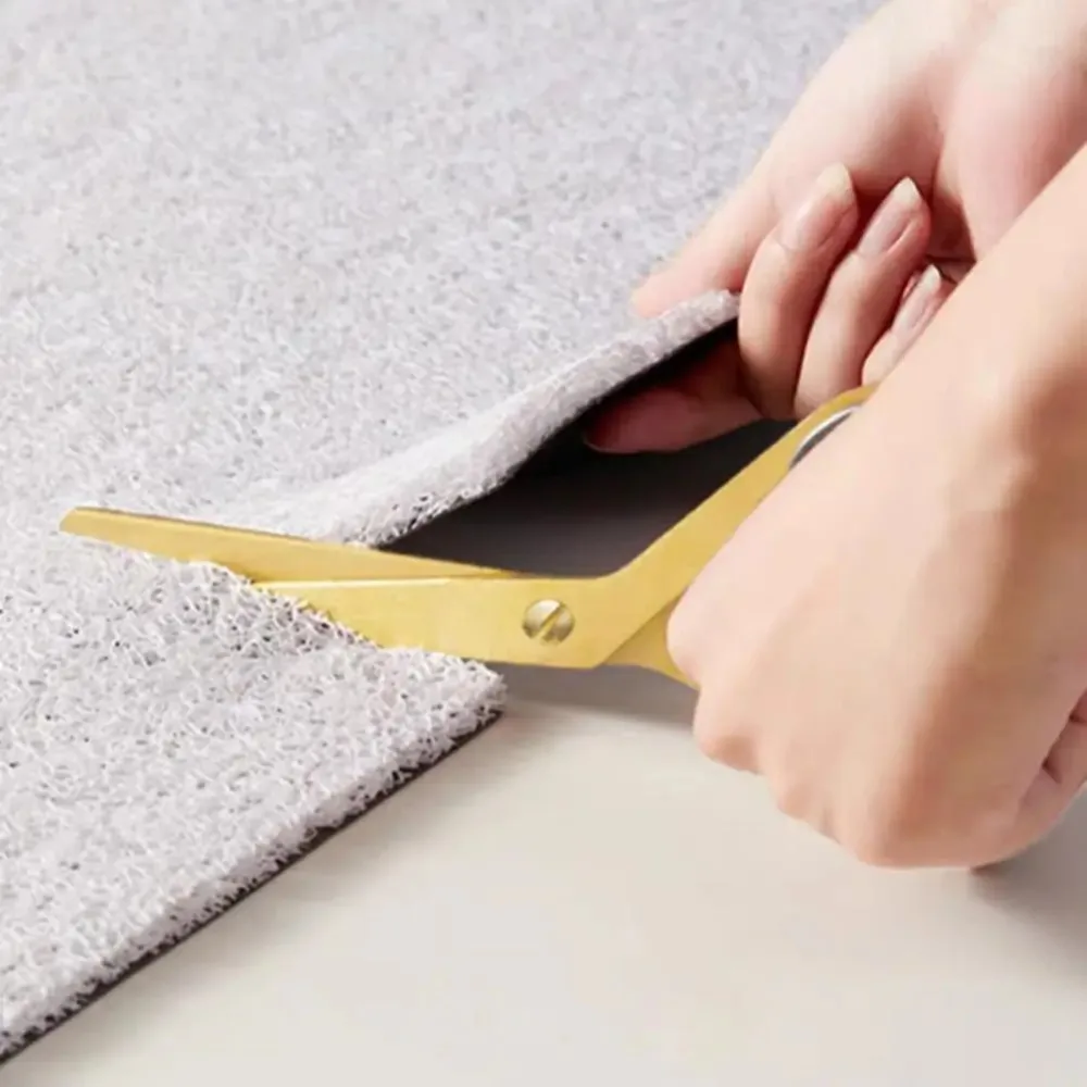 Tappeto piccolo Tappetino da bagno a forma di fiore in PVC Tappeto da bagno antiscivolo e assorbente per l'acqua Doccia zerbino cavo ad asciugatura rapida