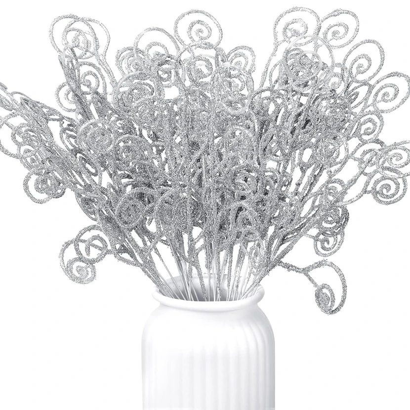 

Искусственная елка из пластика